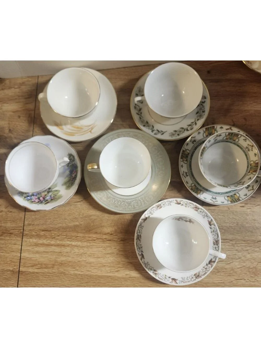 6 Sets Mismatched China Tea Cups & Saucers, Green & Gold